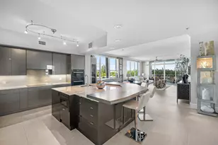 701 SE 21st Ave, Deerfield Beach, FL 33441 - Photo 1