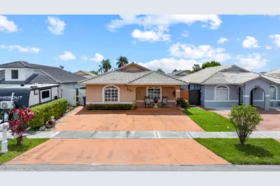 9778 NW 128th Lane, Hialeah Gardens, FL 33018 - Photo 1