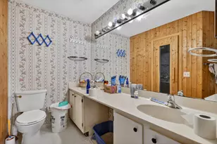 2641 W Gately Dr W, West Palm Beach, FL 33415 - Photo 14