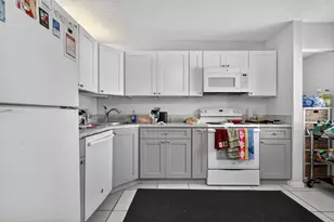 2641 W Gately Dr W, West Palm Beach, FL 33415 - Photo 4