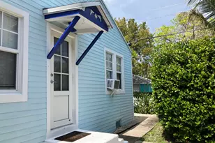 415 9th Ave Ave N, Lake Worth Beach, FL 33460 - Photo 2