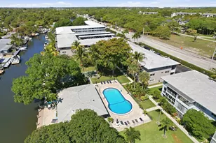 1200 NE 12th St, Fort Lauderdale, FL 33315 - Photo 38