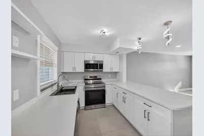 1002 Shorewinds Drive #B, Fort Pierce, FL 34949 - Photo 10