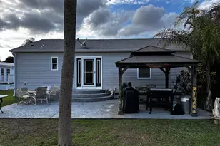 7921 SE Paradise Dr, Stuart, FL 34997 - Photo 18