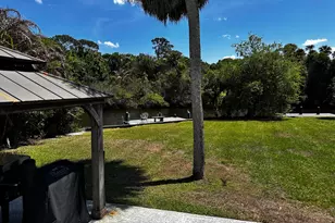 7921 SE Paradise Dr, Stuart, FL 34997 - Photo 22