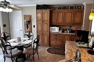 7921 SE Paradise Dr, Stuart, FL 34997 - Photo 6