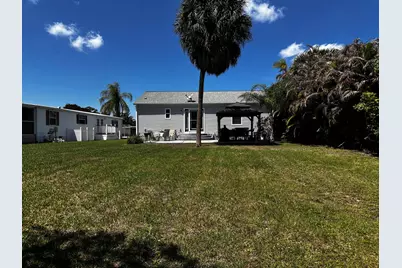 7921 SE Paradise Drive, Stuart, FL 34997 - Photo 18