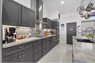 19131 Fairlawn Way, Boca Raton, FL 33434 - Photo 10