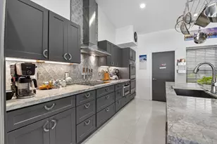 19131 Fairlawn Way, Boca Raton, FL 33434 - Photo 10