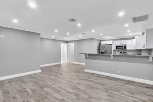 3880 NW 79th Ave, Coral Springs, FL 33065 - Photo 14