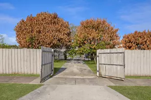 202 SW Dabney Dr, Port Saint Lucie, FL 34983 - Photo 32