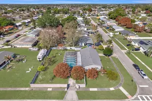 202 SW Dabney Dr, Port Saint Lucie, FL 34983 - Photo 4