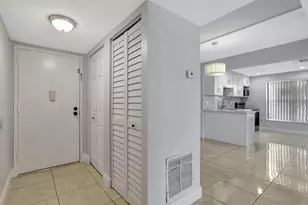 4156 Inverrary Dr, Lauderhill, FL 33319 - Photo 4