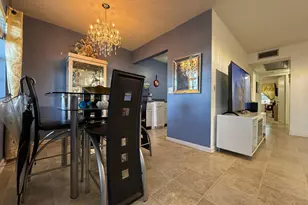 81 Camden Dr, West Palm Beach, FL 33417 - Photo 10