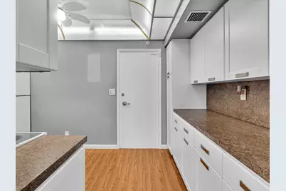 3300 NE 36th Street #820, Fort Lauderdale, FL 33308 - Photo 12