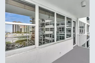 3300 NE 36th Street #820, Fort Lauderdale, FL 33308 - Photo 4
