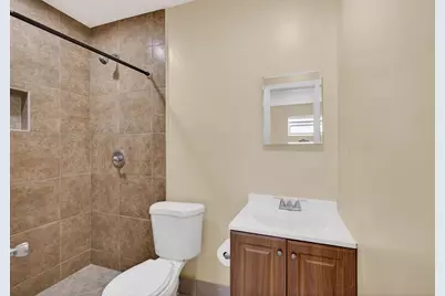 1827 Pinehurst Drive, West Palm Beach, FL 33407 - Photo 24