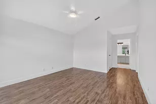 22608 Middletown Dr, Boca Raton, FL 33428 - Photo 14