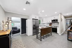 611 NW 18th Ct, Pompano Beach, FL 33060 - Photo 4
