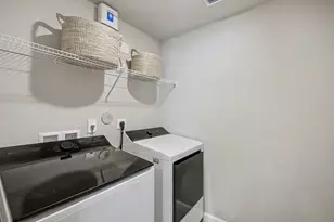 5747 SE Edgewater Cir, Stuart, FL 34997 - Photo 36