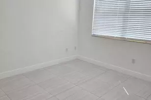 1741 NW 124th Pl, Pembroke Pines, FL 33028 - Photo 18