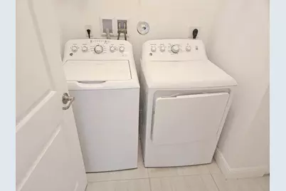 1741 NW 124th Place, Pembroke Pines, FL 33028 - Photo 20