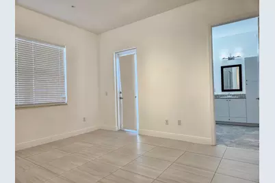 1741 NW 124th Place, Pembroke Pines, FL 33028 - Photo 16