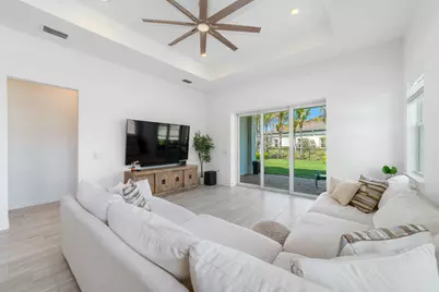 12305 Frontline Lane, Palm Beach Gardens, FL 33412 - Photo 10