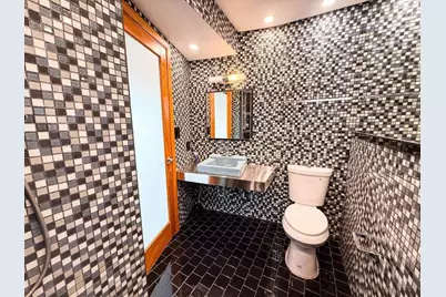 2200 NE 26th Street #A, Wilton Manors, FL 33305 - Photo 34