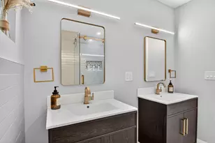 8416 Pine Tree Ln, West Palm Beach, FL 33406 - Photo 12