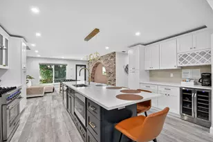 8416 Pine Tree Ln, West Palm Beach, FL 33406 - Photo 8