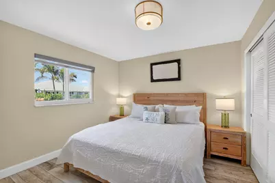 8416 Pine Tree Lane, West Palm Beach, FL 33406 - Photo 24