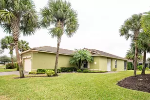 9692 SW Lindale Trace Blvd, Port Saint Lucie, FL 34987 - Photo 2
