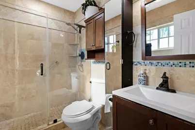 8017 NW 74th Terrace, Tamarac, FL 33321 - Photo 18