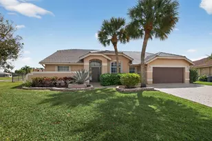 12301 Cabot Ct, Boca Raton, FL 33428 - Photo 2