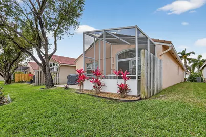 9707 Cherry Blossom Court, Boynton Beach, FL 33437 - Photo 38