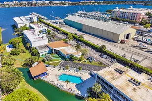 100 Waterway Dr S, Lantana, FL 33462 - Photo 48