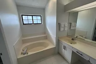 7207 Le Chalet Blvd, Boynton Beach, FL 33472 - Photo 12