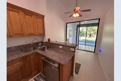 7207 Le Chalet Boulevard, Boynton Beach, FL 33472 - Photo 10