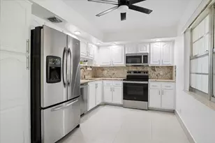 804 Cypress Grove Ln, Pompano Beach, FL 33069 - Photo 6