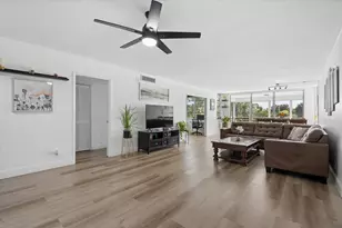 804 Cypress Grove Ln, Pompano Beach, FL 33069 - Photo 1