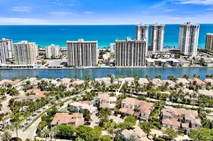 818 Spinnaker Dr E, Hollywood, FL 33019 - Photo 2