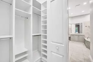 818 Spinnaker Dr E, Hollywood, FL 33019 - Photo 20