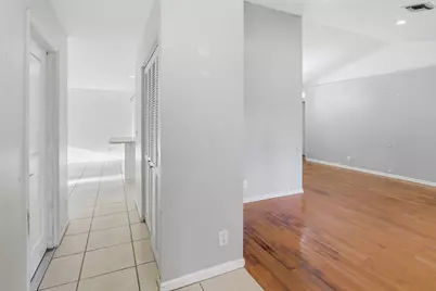 12689 N 68th St Street N, The Acreage, FL 33412 - Photo 10