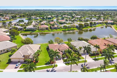9531 Lantern Bay Circle, West Palm Beach, FL 33411 - Photo 2