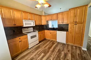 7928 SE Sugar Pines Way, Hobe Sound, FL 33455 - Photo 4