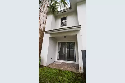 6919 Pines Circle, Coconut Creek, FL 33073 - Photo 30