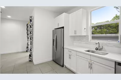 6919 Pines Circle, Coconut Creek, FL 33073 - Photo 4