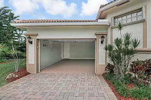 9433 Lantern Bay Cir, West Palm Beach, FL 33411 - Photo 10