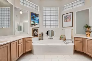 9433 Lantern Bay Cir, West Palm Beach, FL 33411 - Photo 38